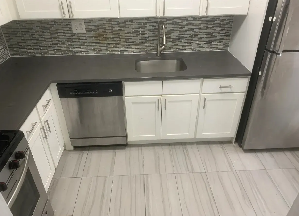 192nd St, Fresh Meadows — Photo 1