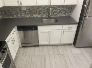 (Undisclosed Address), Fresh Meadows, NY 11365