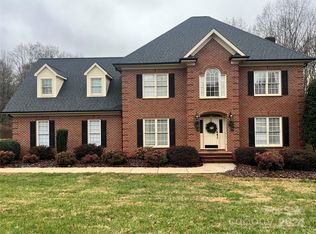 191 Baymount Dr, Statesville, NC 28625