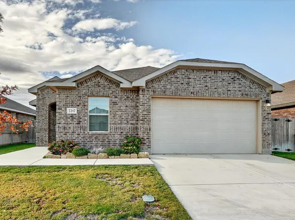 2207 Raleigh Point Dr, Midland, TX 79707