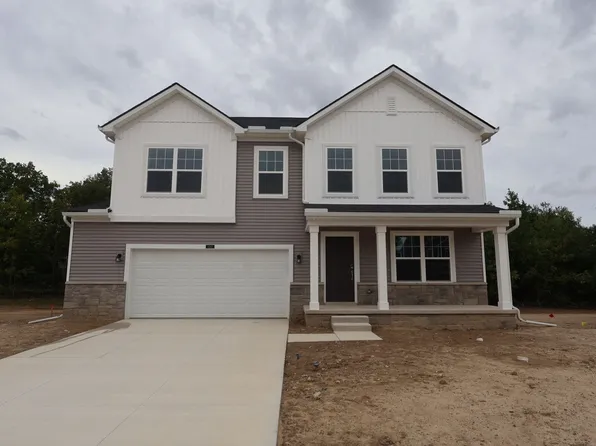 4182 Cedar Ln, Grand Blanc, MI 48439
