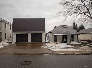 112 W Varnum St, Munising, MI 49862