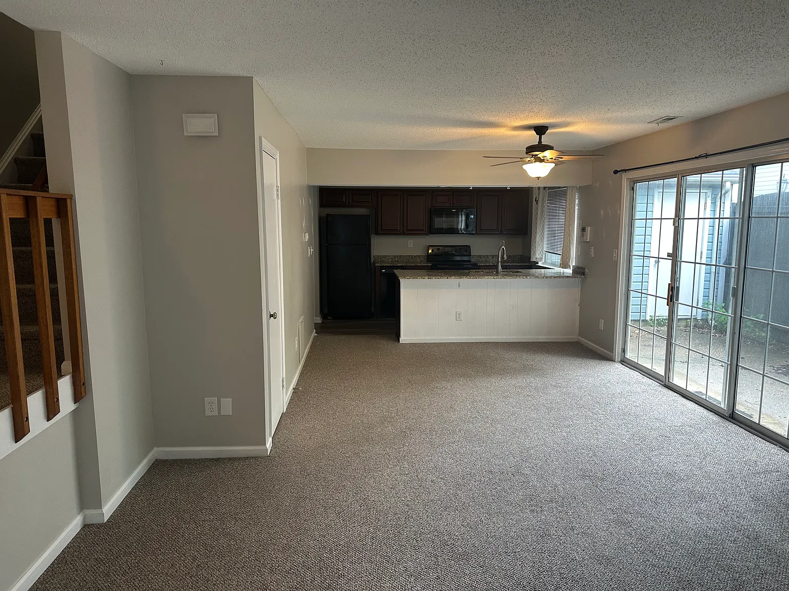 2 bed, 2.5 bath, 1254 sqft, $2,150 — Photo 2