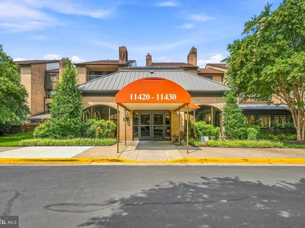 11430 Strand Dr APT 111, North Bethesda, MD 20852