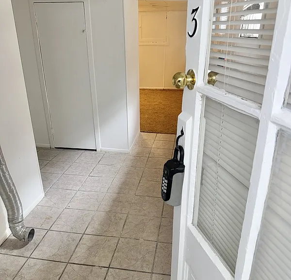 925 S Wilson Ave #3 — Photo 4