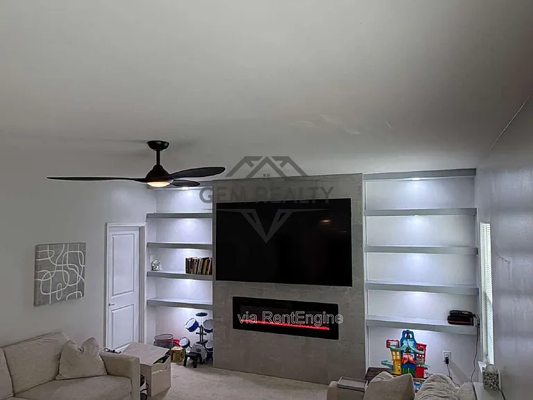 9321 Blue Pine Ln — Photo 6