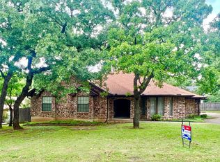 4305 Borden Dr, Arlington, TX 76017