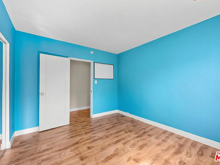 2569 Patricia Ave — Photo 25