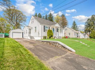 194 N Hoadley St, Naugatuck, CT 06770