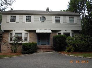 240 Jones Rd, Englewood, NJ 07631