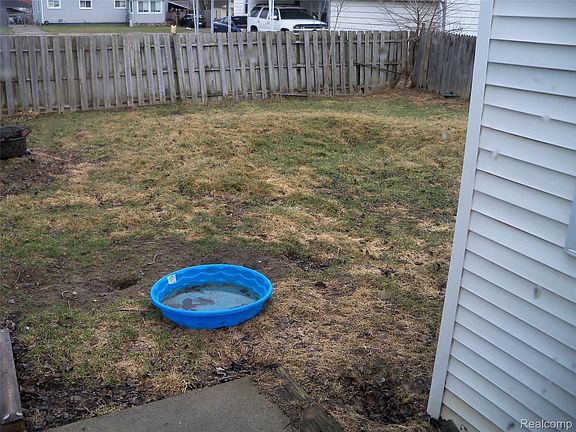 5th image of 413 E Hemphill Rd