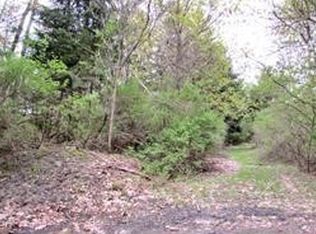 25 J T Blvd, Johnson City, NY 13790