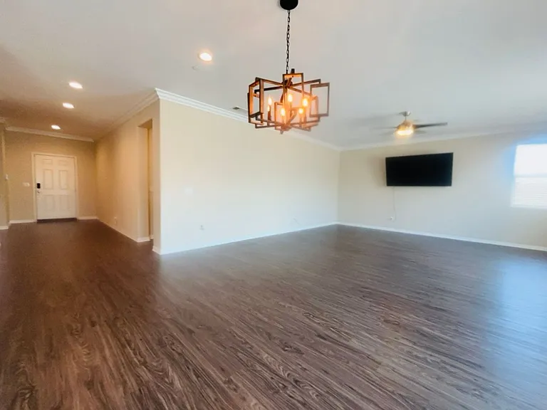 24413 Comanche Creek Dr — Photo 4
