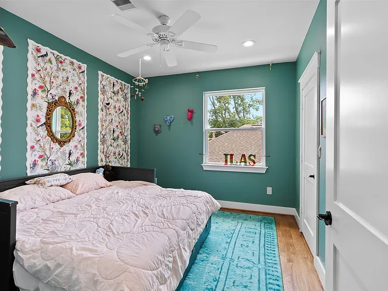 4503 McKinney St — Photo 26