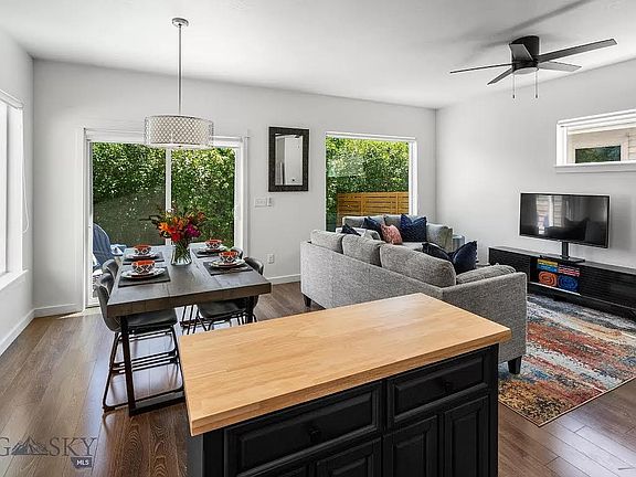3rd image of 2394 Renee Way