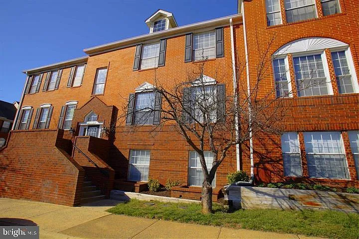 668 Gateway Dr SE #406 — Photo 7