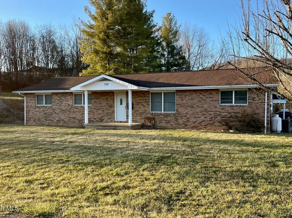 121 Wallen St, Pennington Gap, VA 24277