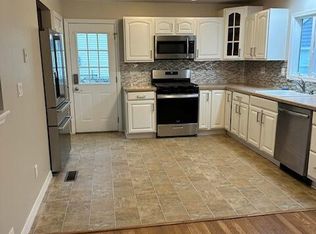 39 Melrose Ter, Middletown, NJ 07748