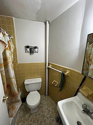 5th image of 235 E 82nd St APT 5D