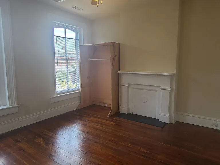 113 E Leigh St — Photo 12