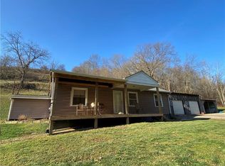 135 Claylick Rd, Holbrook, PA 15341