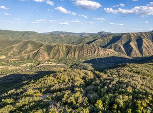 2000 N Oakwood Dr, Springville, UT 84663