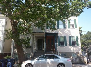 45 G St, South Boston, MA 02127