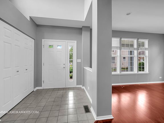 4th image of 824 Peter Ct