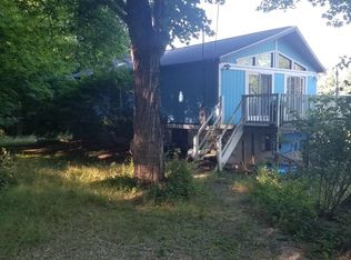 54 Town Farm Rd, Brookfield, MA 01506