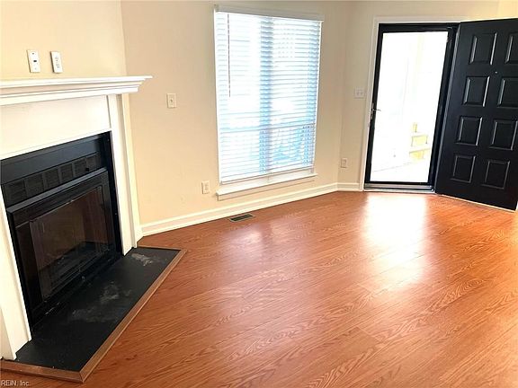 5th image of 3235 Page Ave APT 6