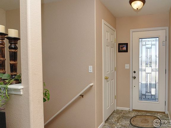 4th image of 327 Scotch Pine Ct