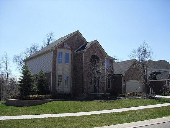 3rd image of 51879 Red Cedar Ct