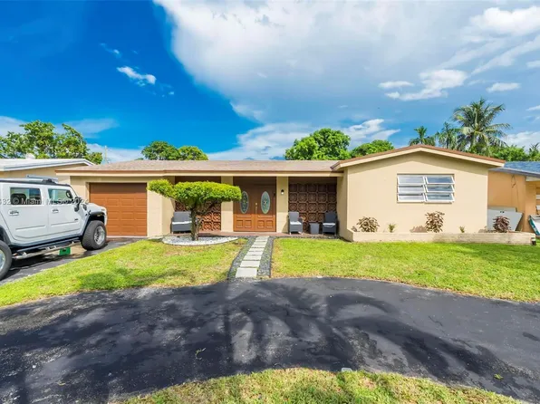 2331 Utopia Dr, Miramar, FL 33023