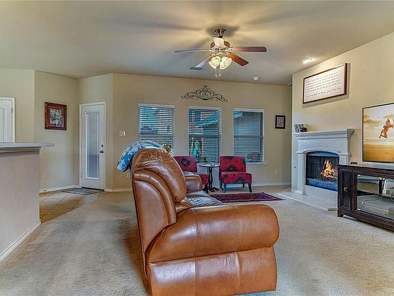 5th image of 1209 Lost Valley Dr