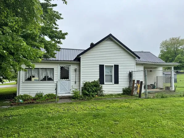 312 Boundary St, Oak Hill, OH 45656