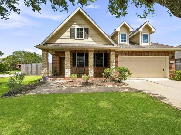 125 Avery Springs Ln, Dickinson, TX 77539