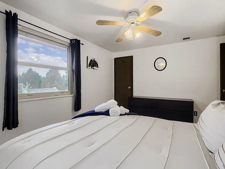 329 Chinook Ave — Photo 18