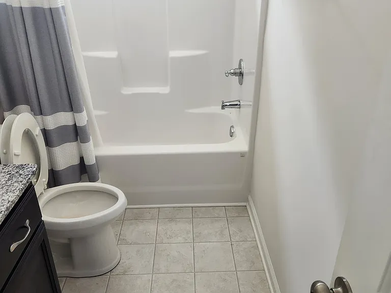 257 Cassingham Ln — Photo 2