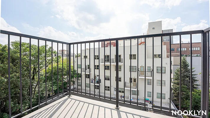 Rented by Nooklyn NYC LLC | media 6