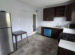 655 Washington Blvd APT 2, Oak Park, IL 60302