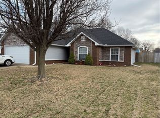 3359 Ryan St, Springdale, AR 72764