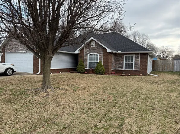 3359 Ryan St, Springdale, AR 72764