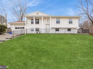 11408 Rambling Rd, Gaithersburg, MD 20879