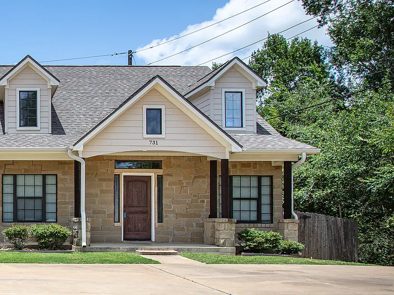 731 Dominik Dr — Photo 1
