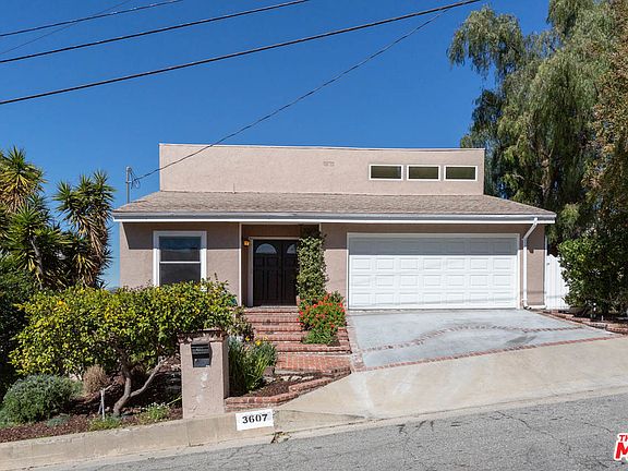 2nd image of 3607 Cazador St