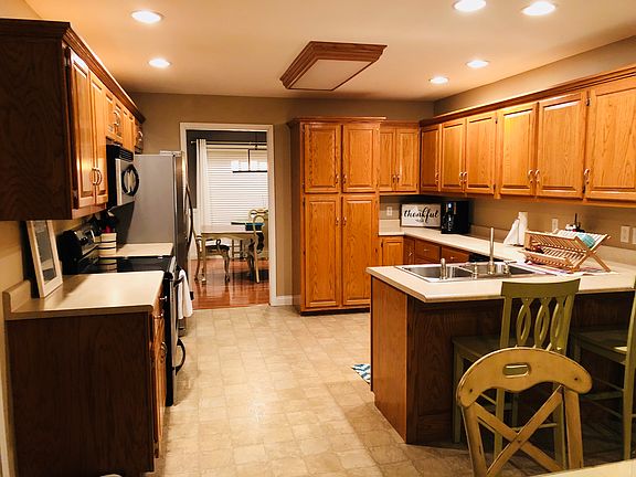 2nd image of 197 Zoe Dr