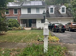 19 Pendleton Dr, Berlin, NJ 08009