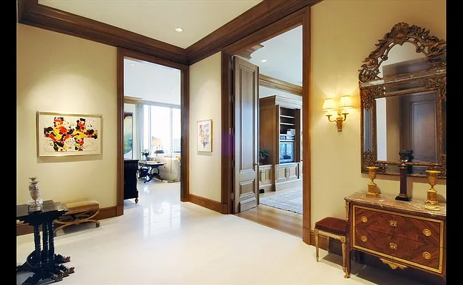 Sold by Douglas Elliman | media 24