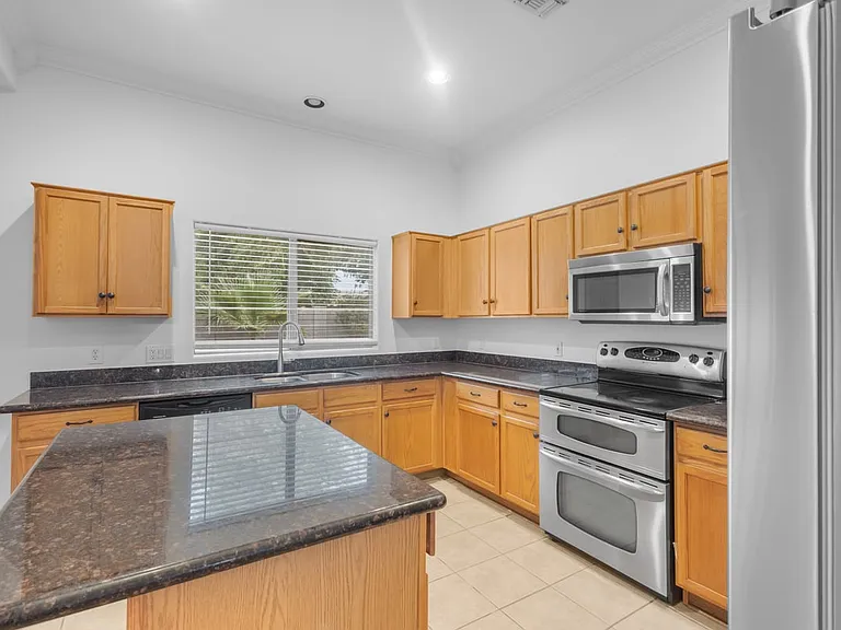 15623 W Ocotillo Ln — Photo 7