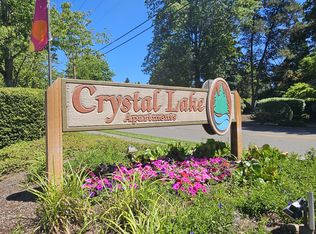 Crystal Lake, Portland, OR 97222